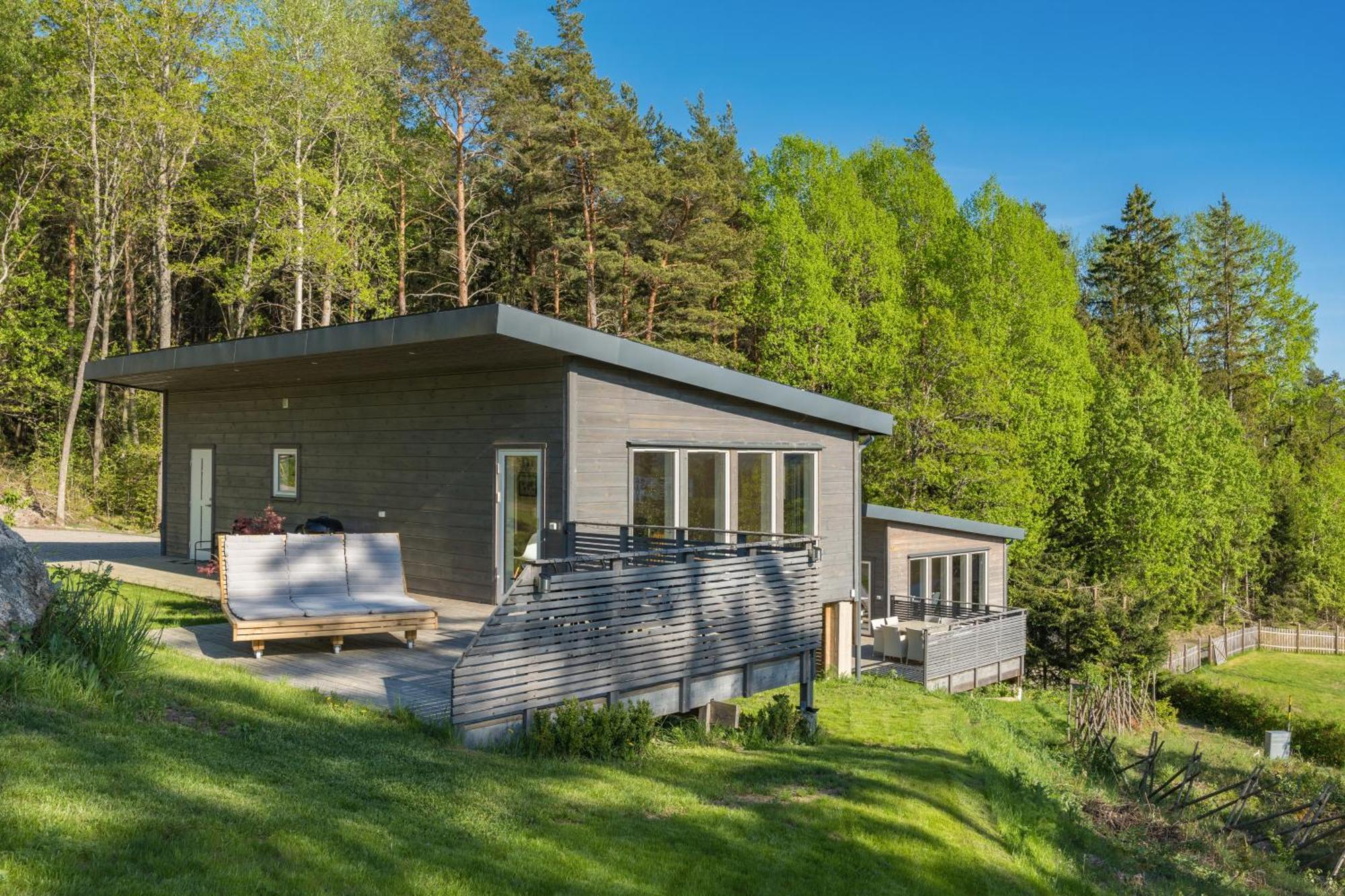 Lundby Villa Finspång Exterior photo